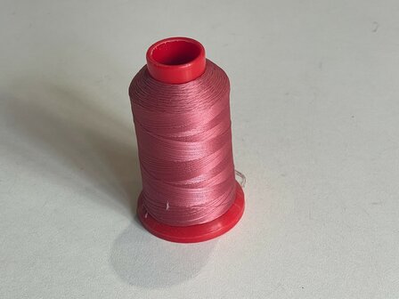 Rose Guttermann 80 Polyester Naaigaren 800 m