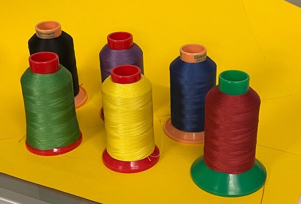 Rose Guttermann 80 Polyester Naaigaren 800 m