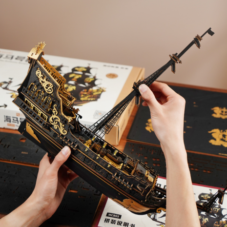 Robotime The Seahorse Barque