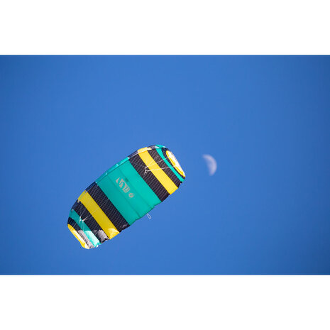 HQ Symphony Beach III 2.2 Aqua - matras / stuntvlieger
